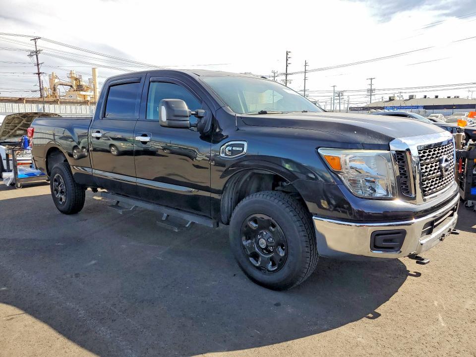 2017 Nissan Titan XD SV