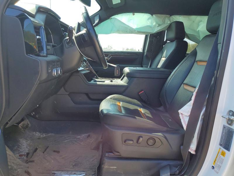 2024 GMC Sierra K2500 AT4