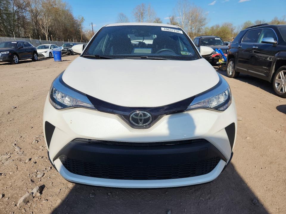 2022 Toyota C-hr xle