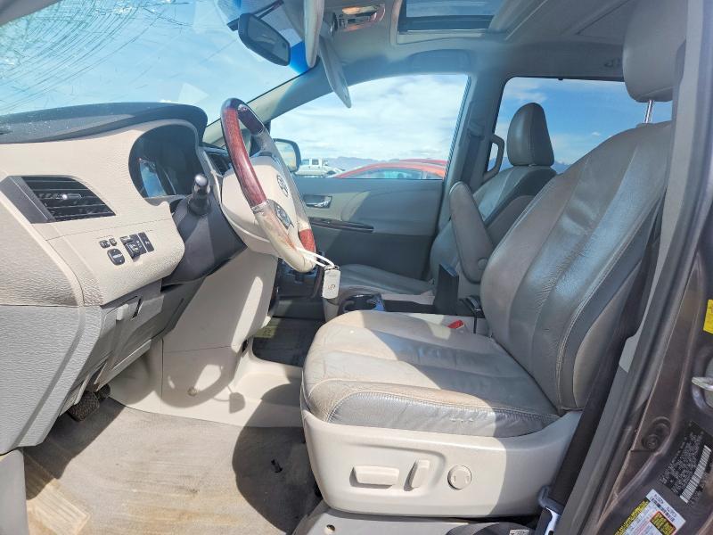 2011 Toyota Sienna Limited 7-passenger