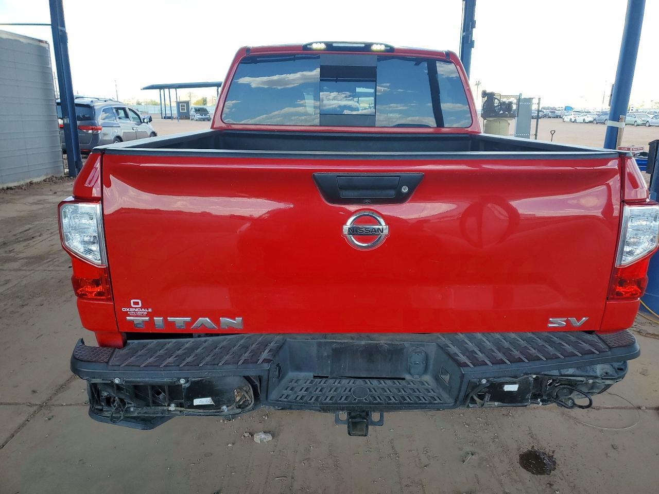 2021 Nissan Titan SV