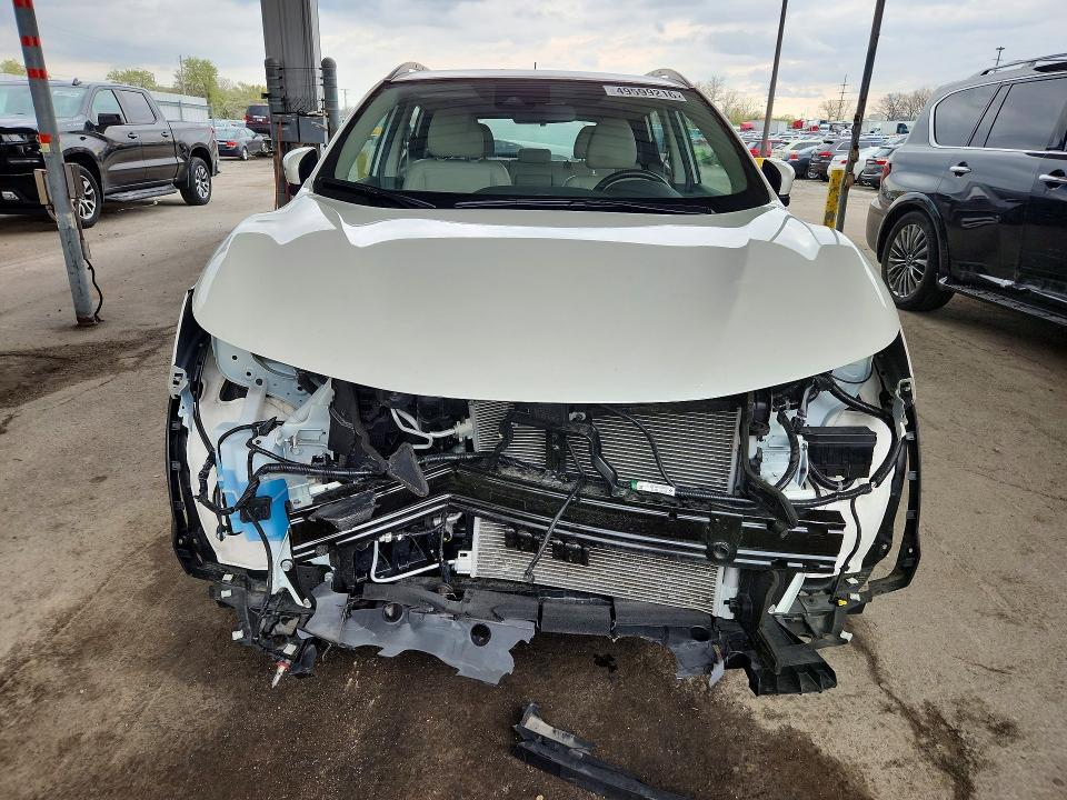 2018 Nissan Rogue Sport sl