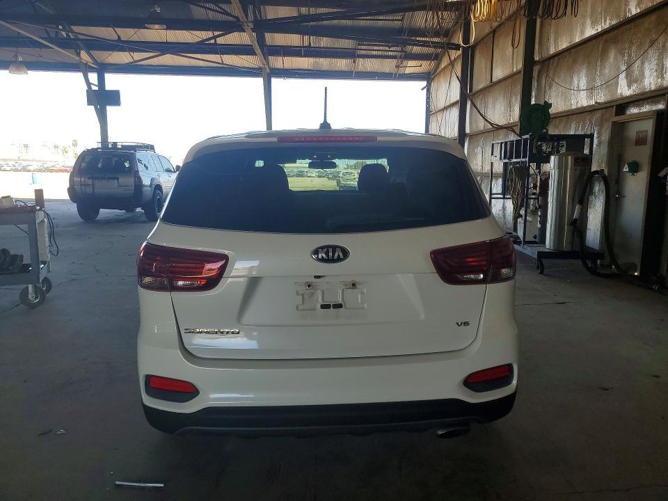 2020 KIA Sorento lx V6