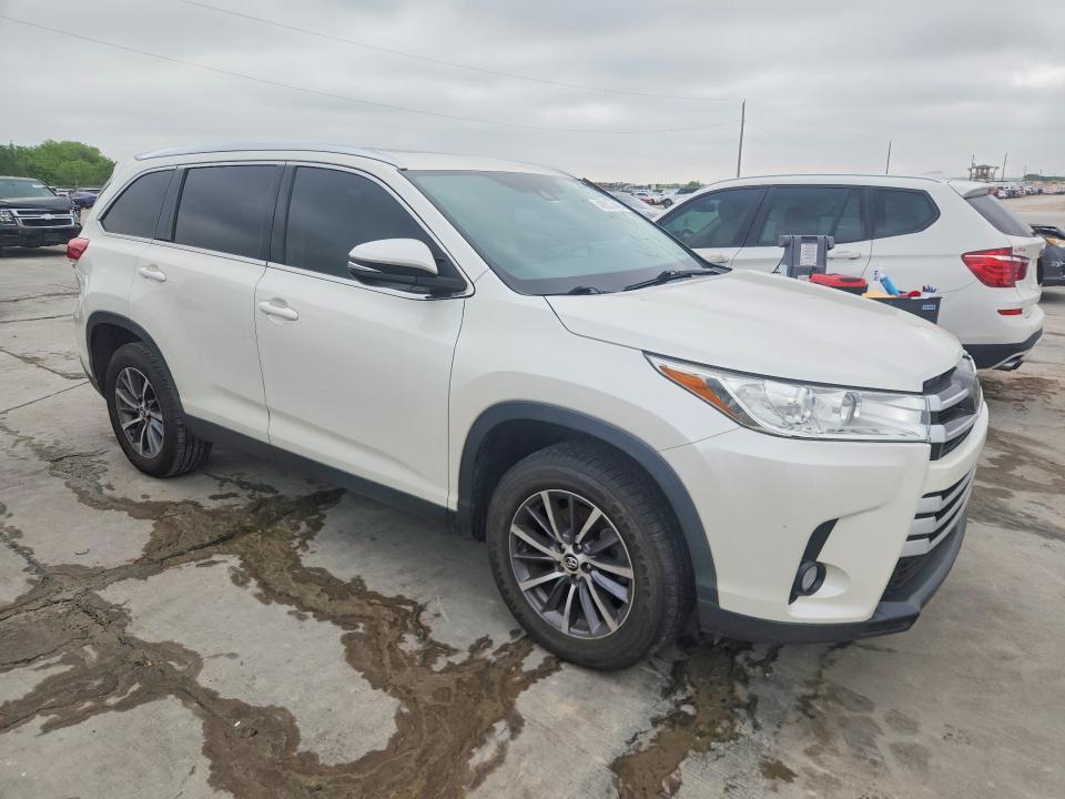 2019 Toyota Highlander xle