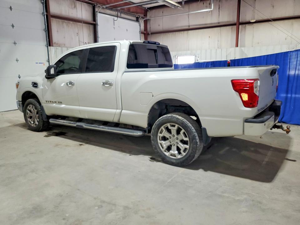 2016 Nissan Titan XD SV