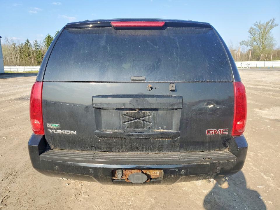 2010 GMC Yukon slt