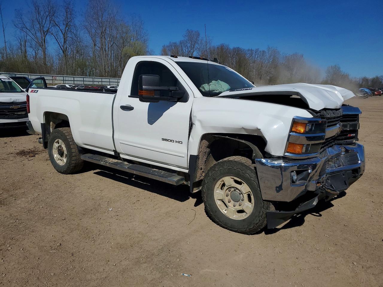2016 Chevrolet Silverado K3500 LT