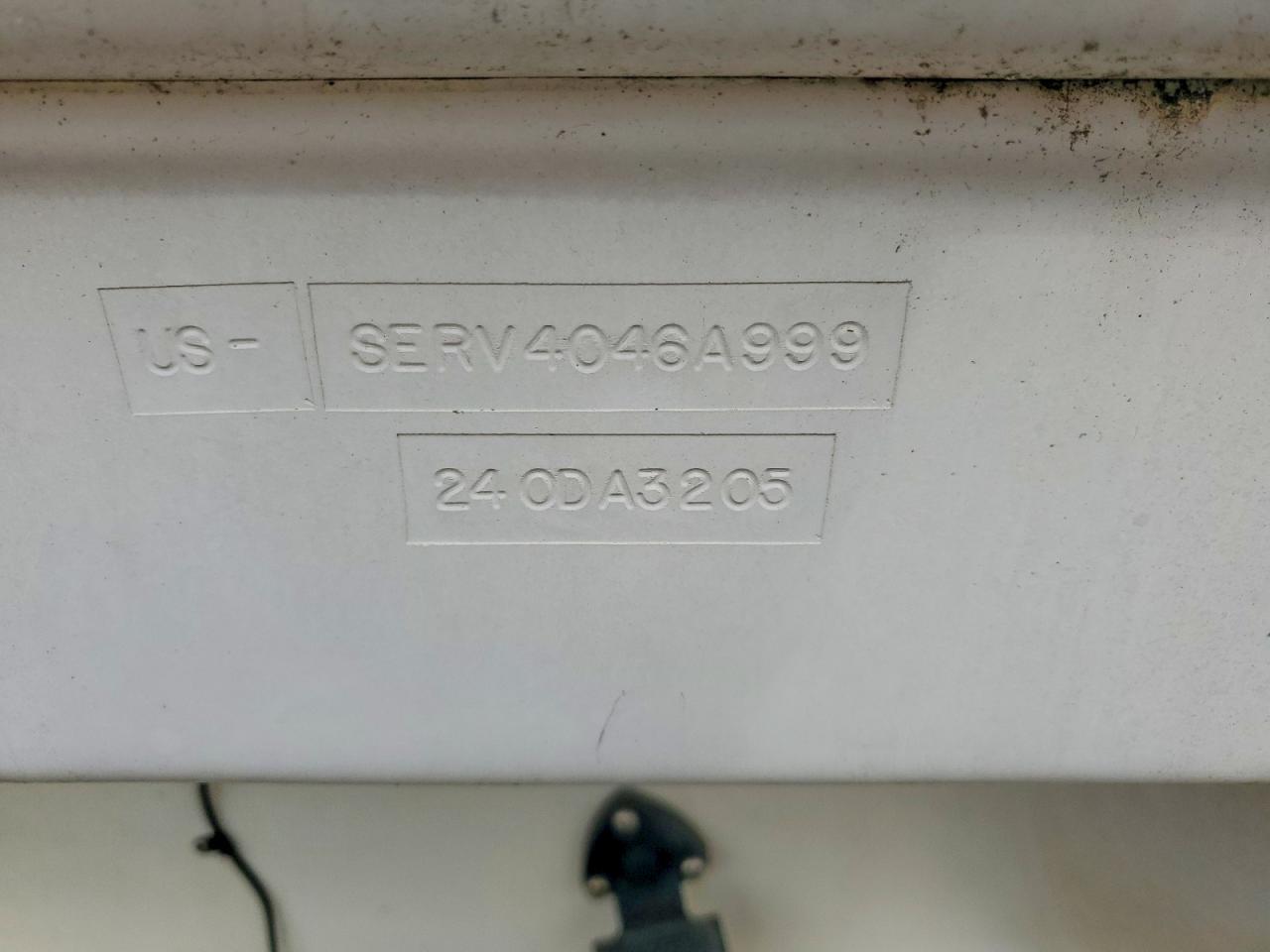 1999 Sea Ray 240 Sundancer-Boat