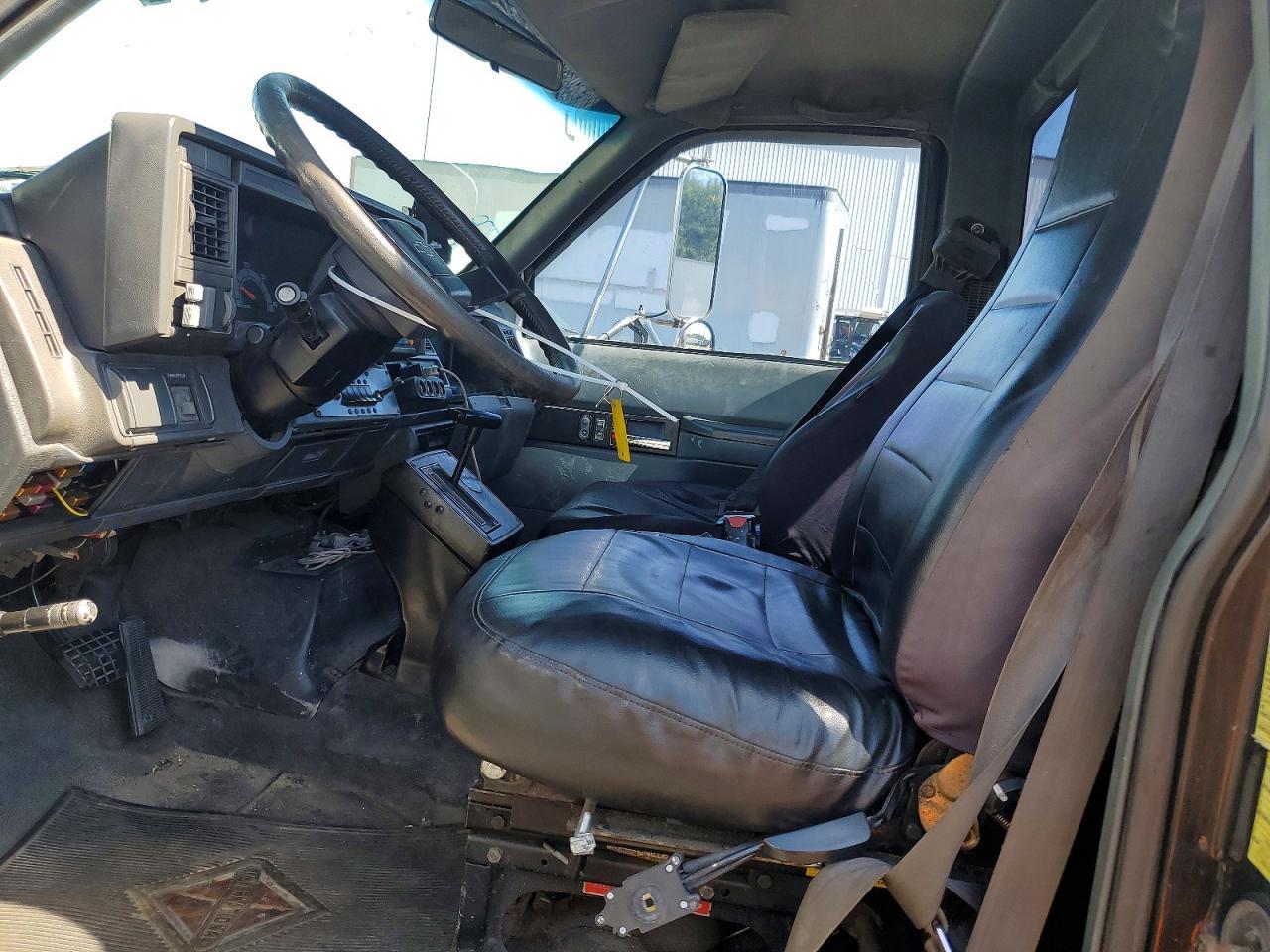 1999 Chevrolet C-SERIES C6H042