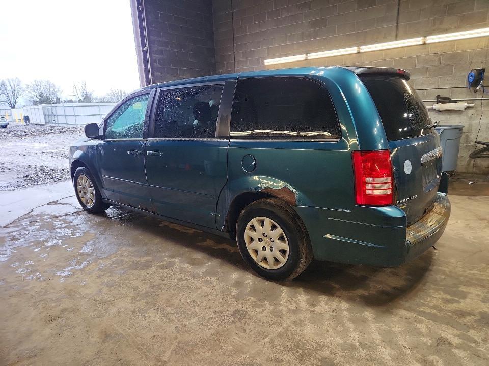 2009 Chrysler Town & Country lx