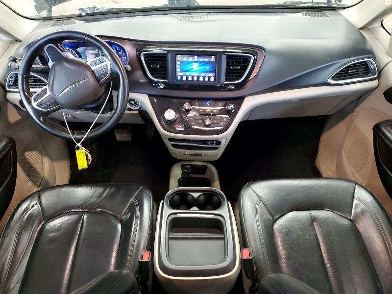 2019 Chrysler Pacifica Touring l