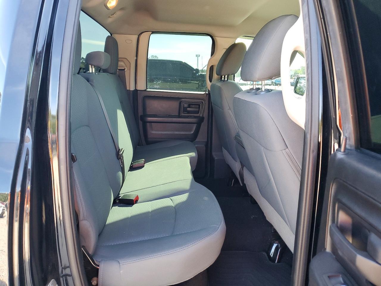 2015 Dodge RAM 1500 ST