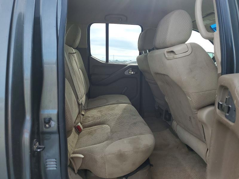 2005 Nissan Frontier SE