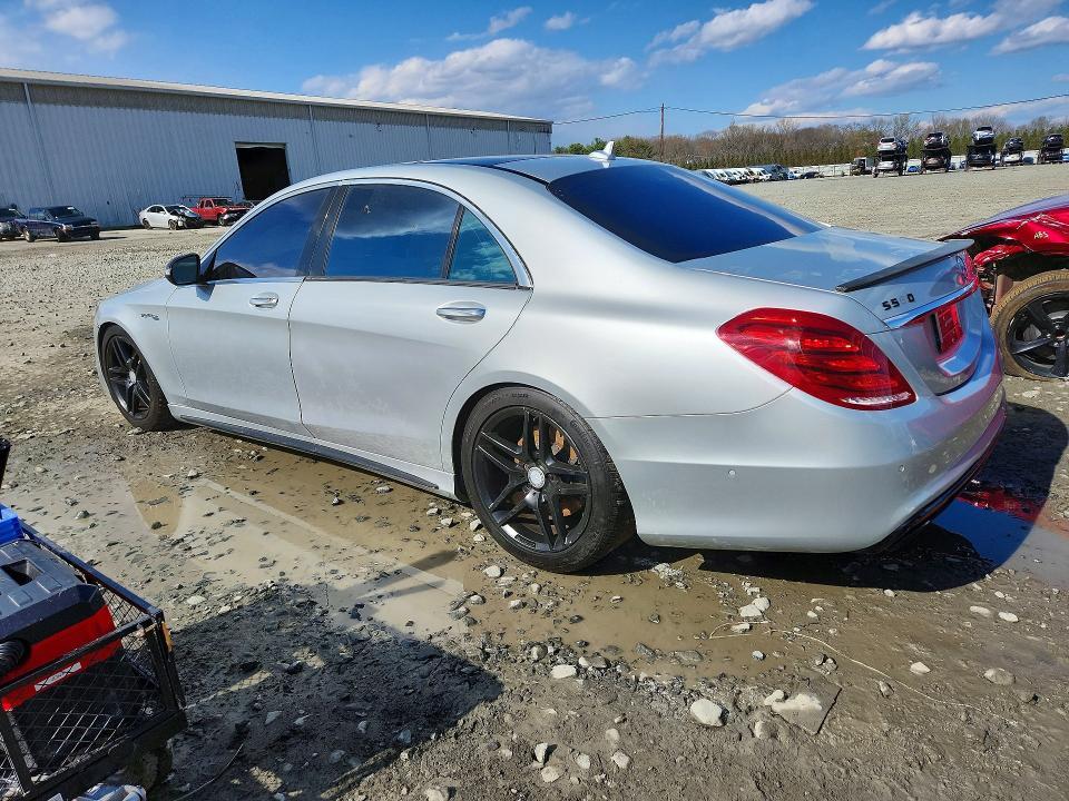 2015 Mercedes-Benz S 550