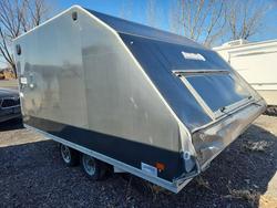 Salvage trucks for sale at Montreal Est, QC auction: 2019 Alcom Llc Alcom LLC