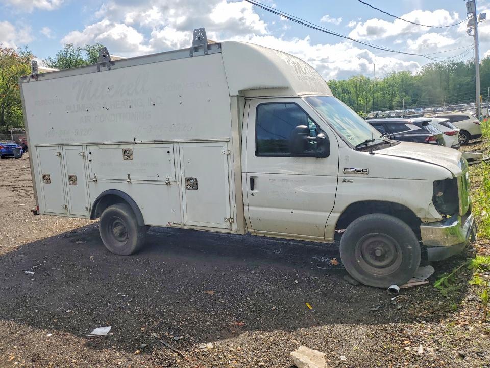 2013 Ford E350