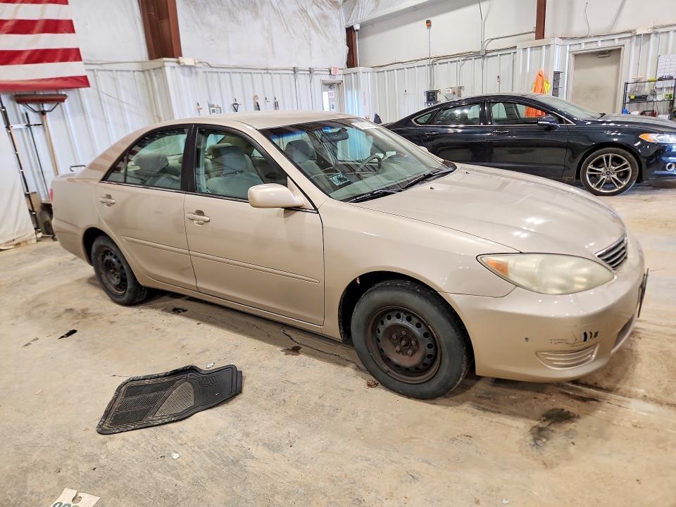 2006 Toyota Camry le