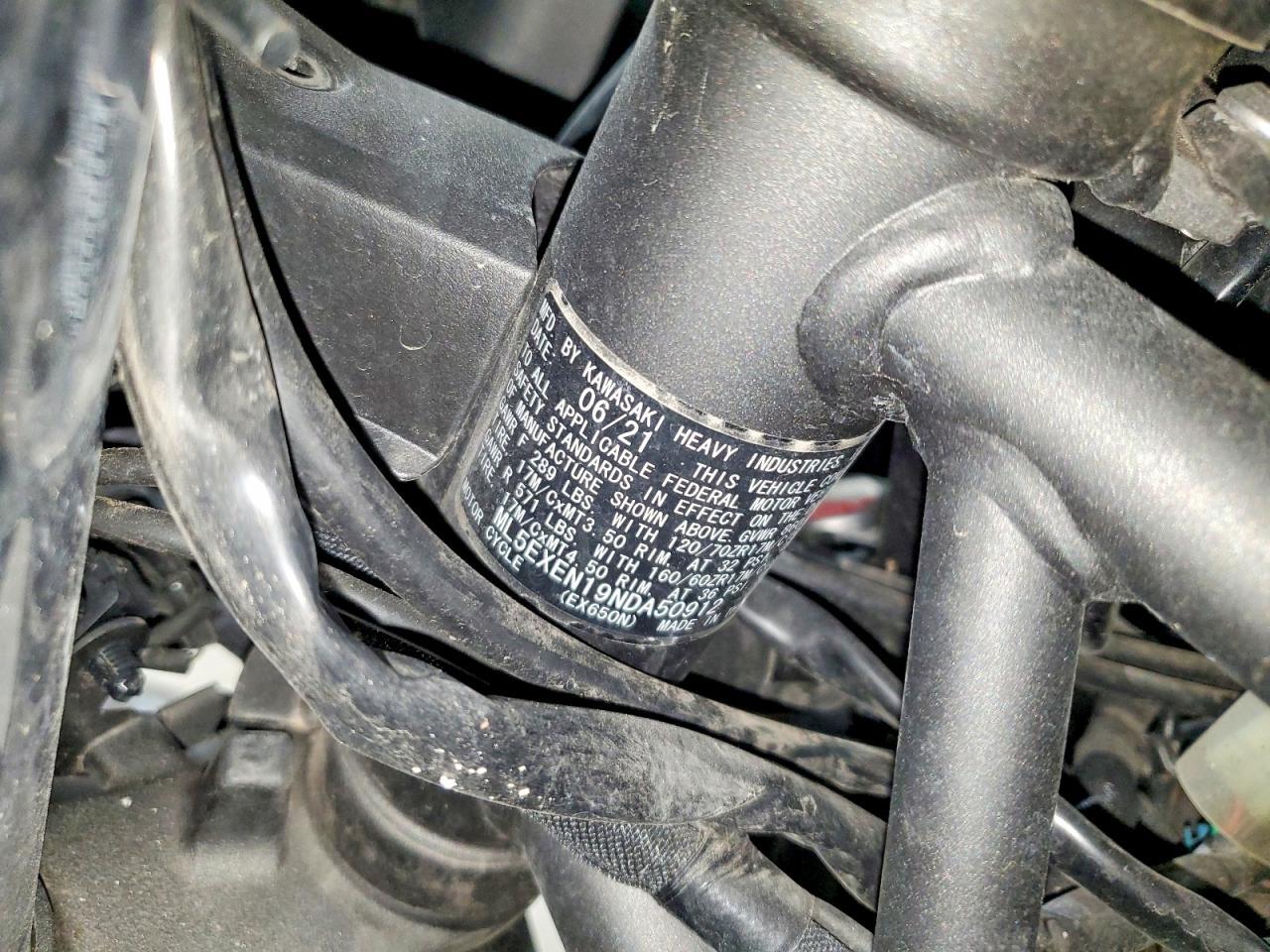 2022 Kawasaki EX650 N