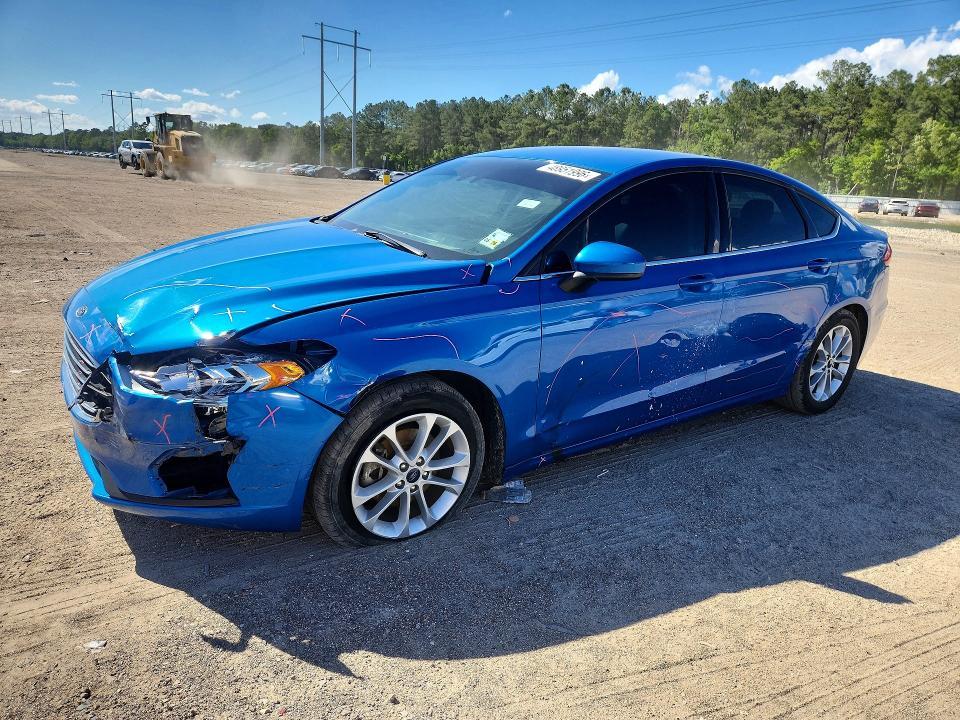 2020 Ford Fusion se