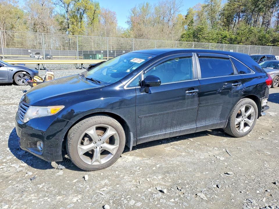 2010 Toyota Venza awd V6
