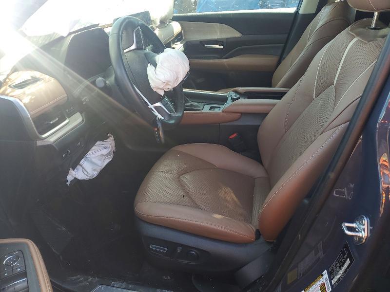 2024 Toyota Grand Highlander Platinum