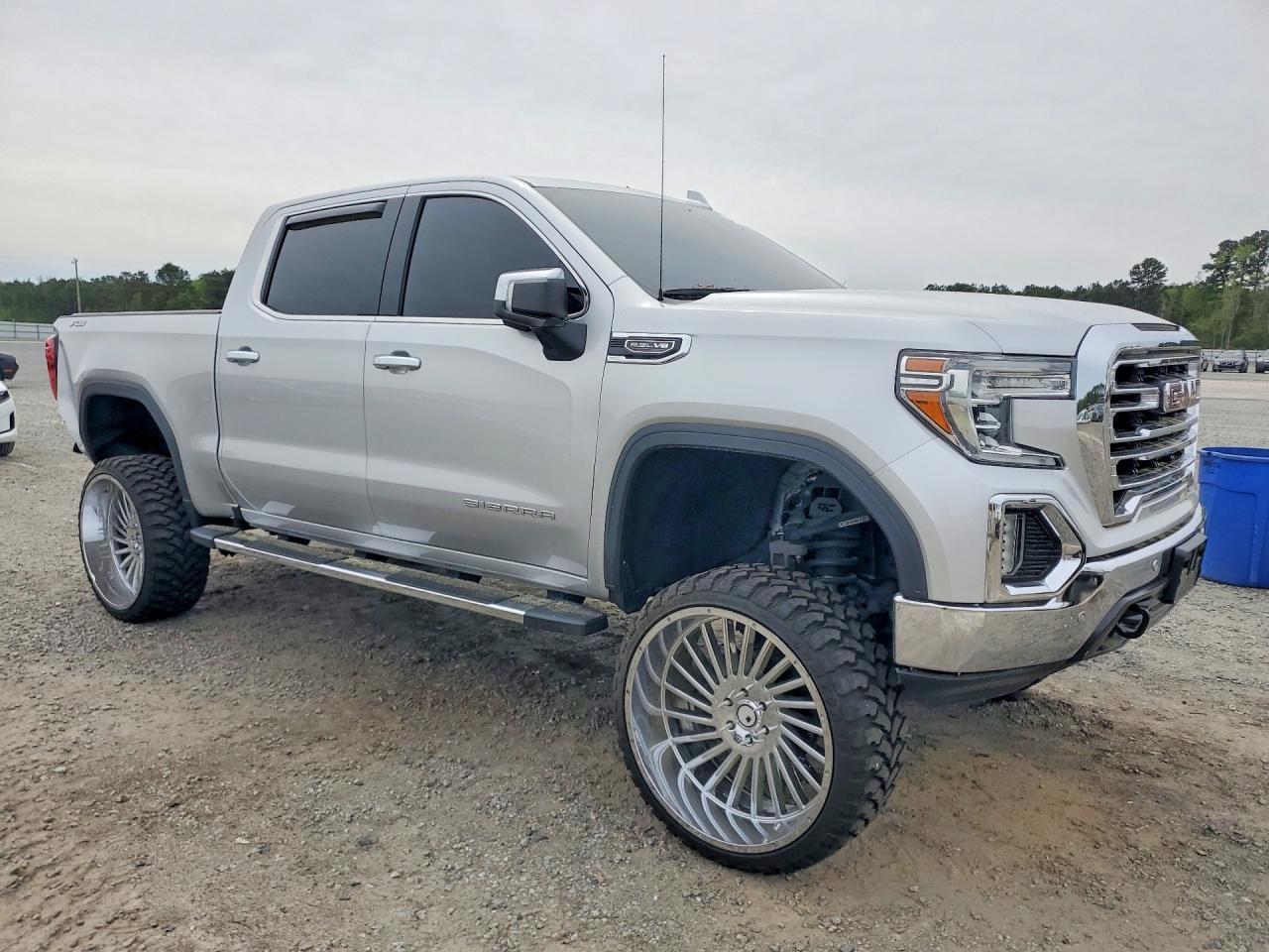 2021 GMC Sierra K1500 SLT