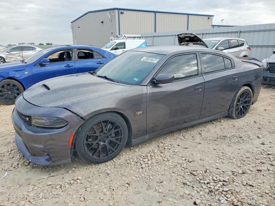 2018 Dodge Charger r