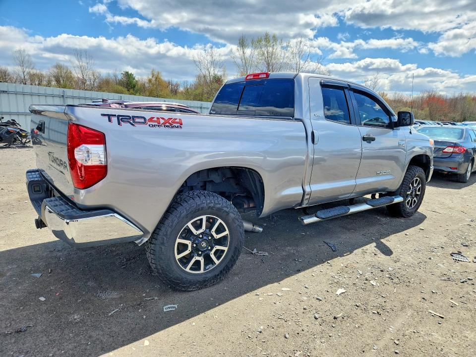 2016 Toyota Tundra SR5