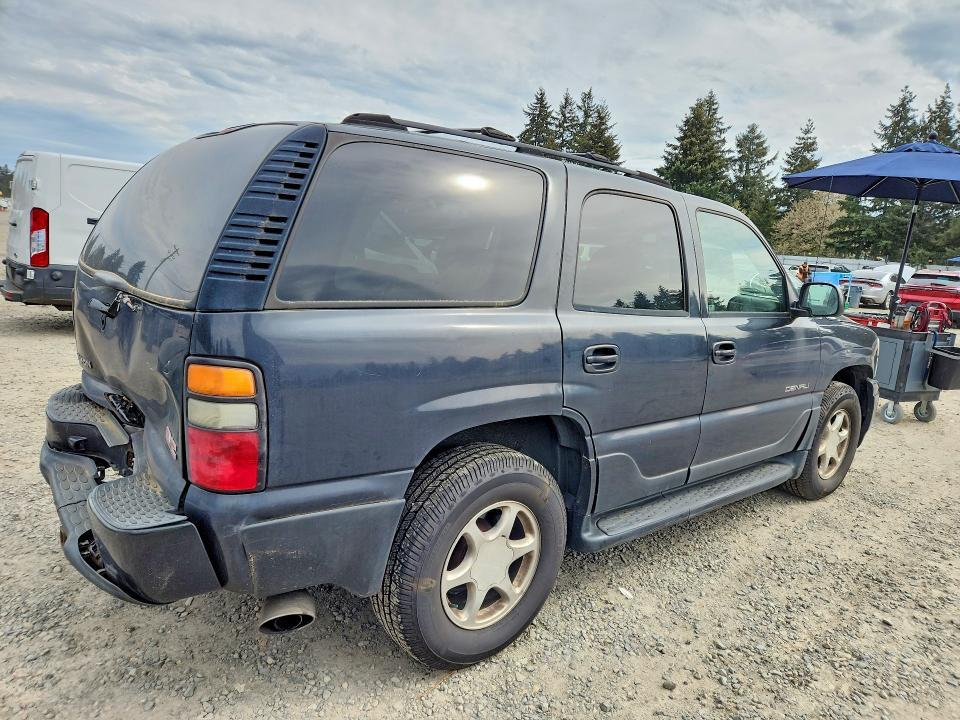 2004 GMC Yukon Denali