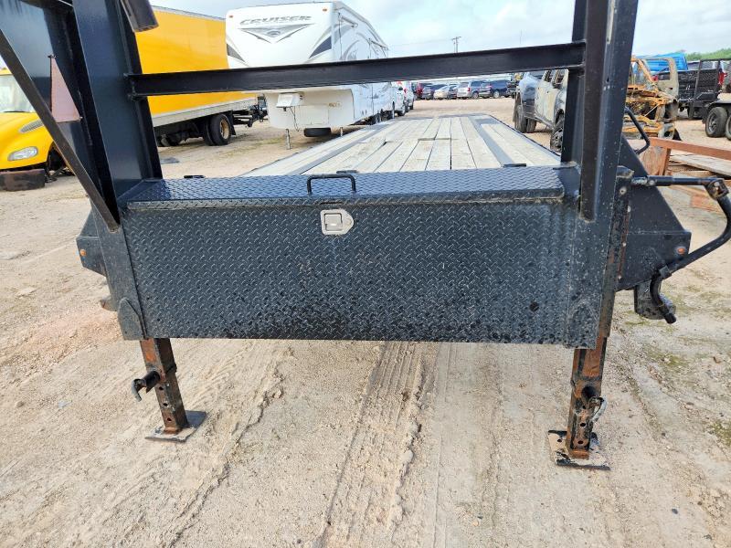 2023 Rawmaxx FDX-40-27K Equipment Trailer