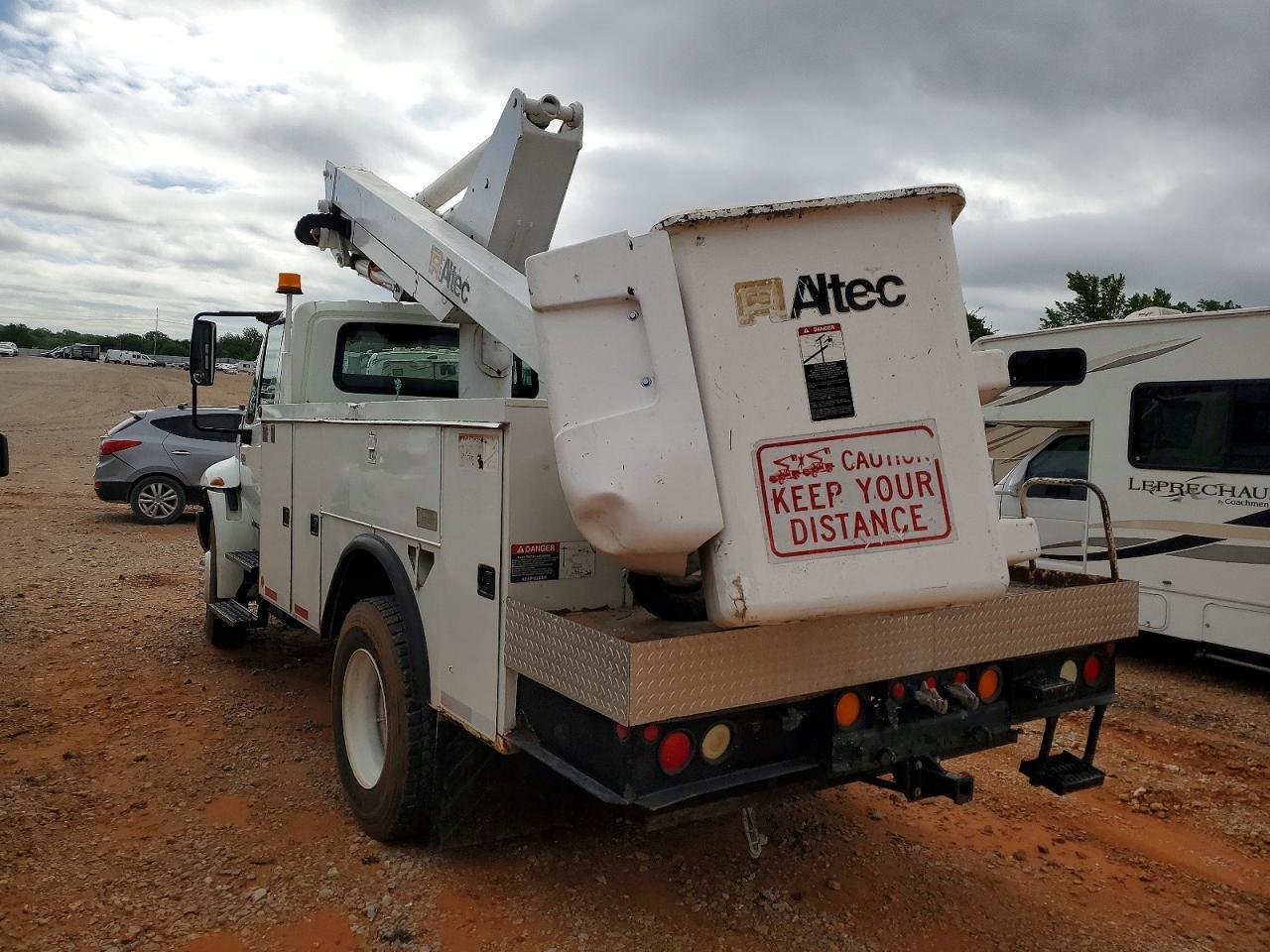 2007 International 4200 Bucket Truck