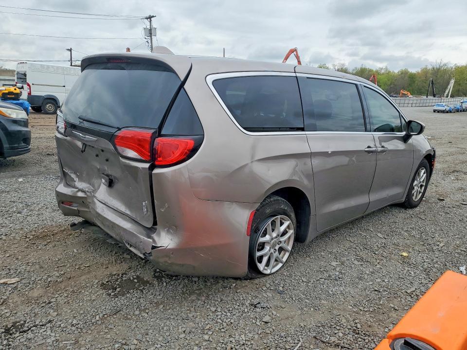 2017 Chrysler Pacifica Touring