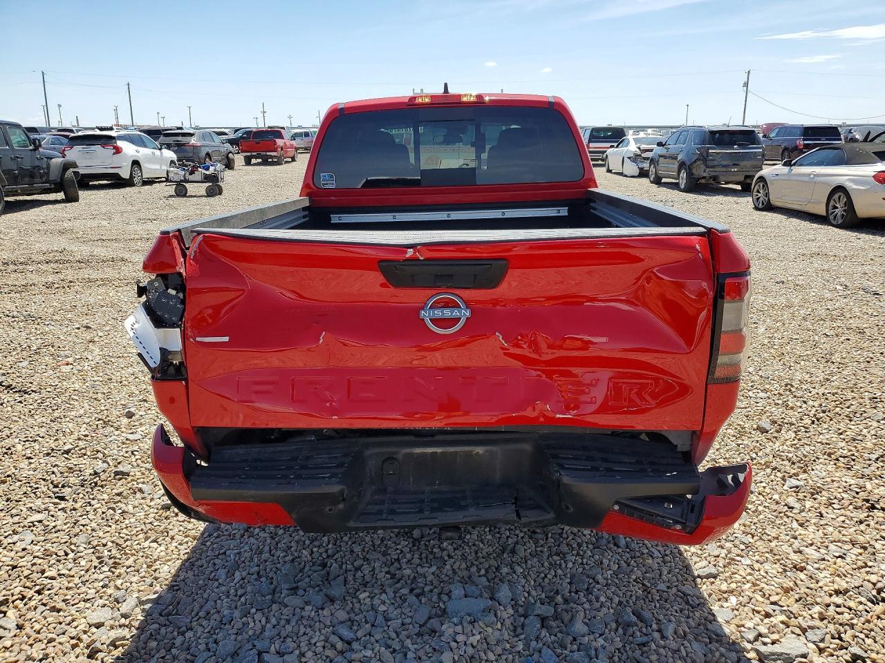2025 Nissan Frontier SV