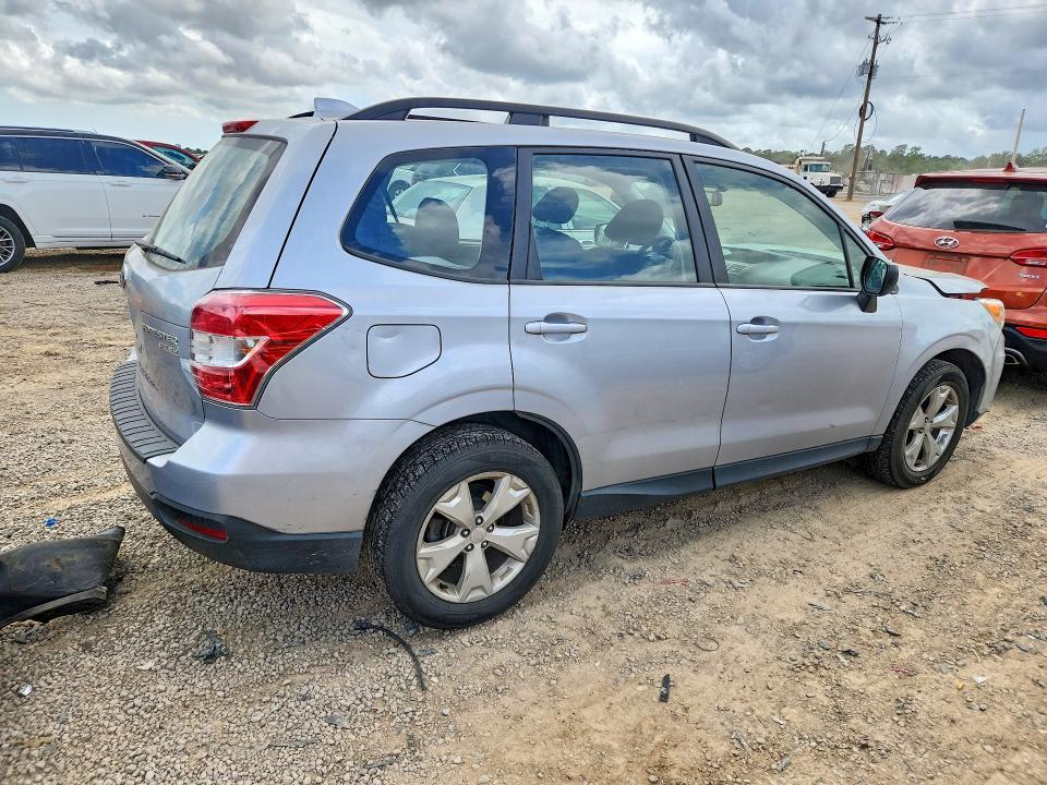 2016 Subaru Forester 2.5i