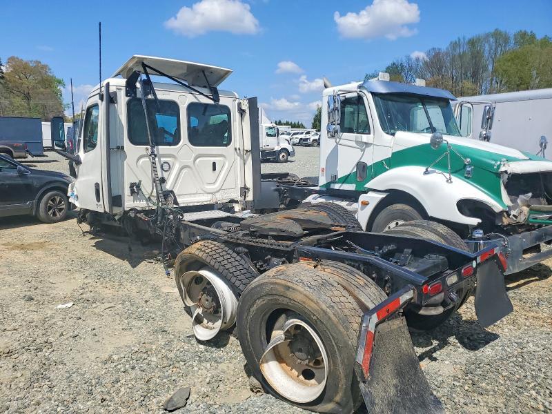 2022 Freigliner 2022 Freightliner Cascadia 126 Semi Truck