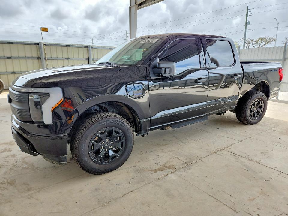2025 Ford F150 Lightning XLT