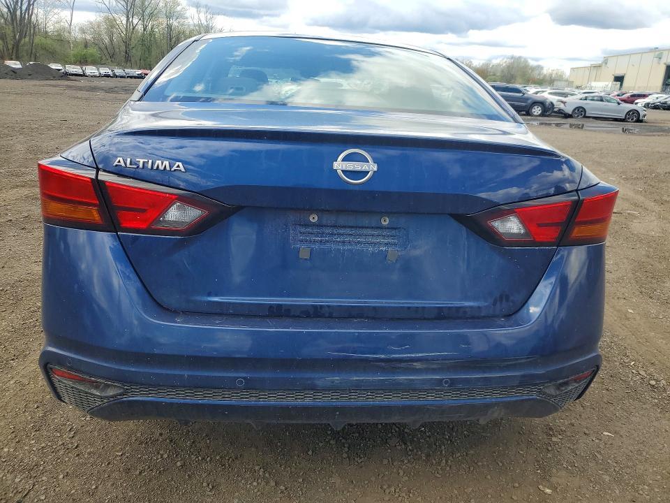 2023 Nissan Altima s