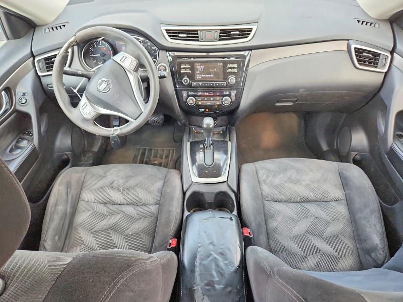 2015 Nissan Rogue sv