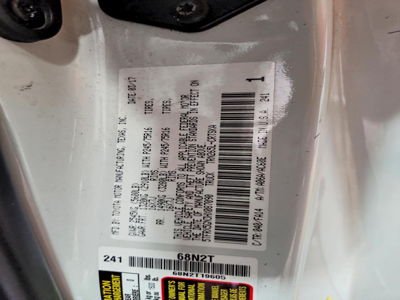 2017 Toyota Tacoma SR