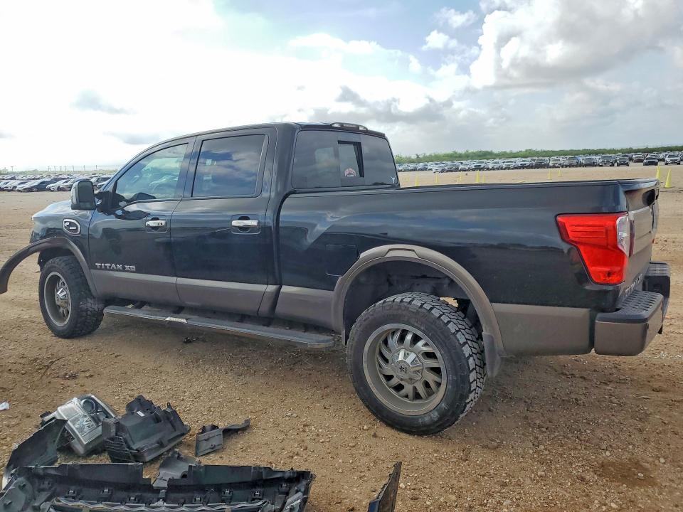 2016 Nissan Titan XD Platinum Reserve