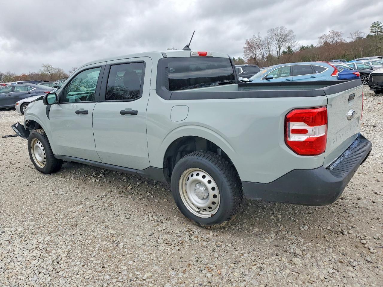 2022 Ford Maverick XL