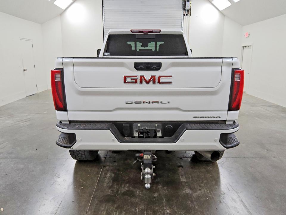 2024 GMC Sierra K2500 Denali