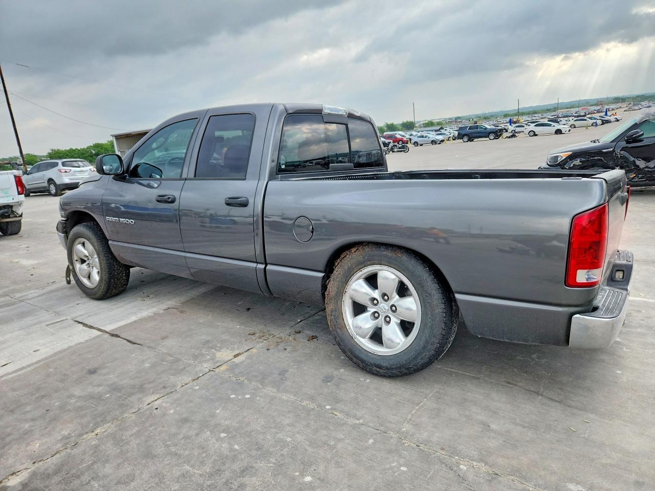2004 Dodge RAM 1500 ST
