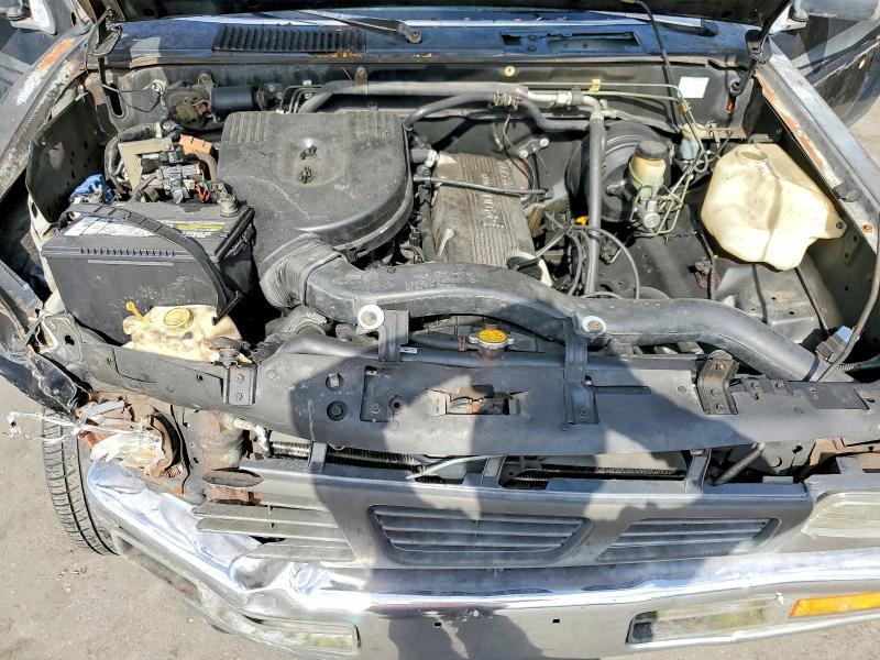 1996 Nissan Truck XE