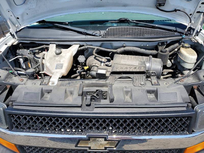 2017 Chevrolet Express G2500 lt