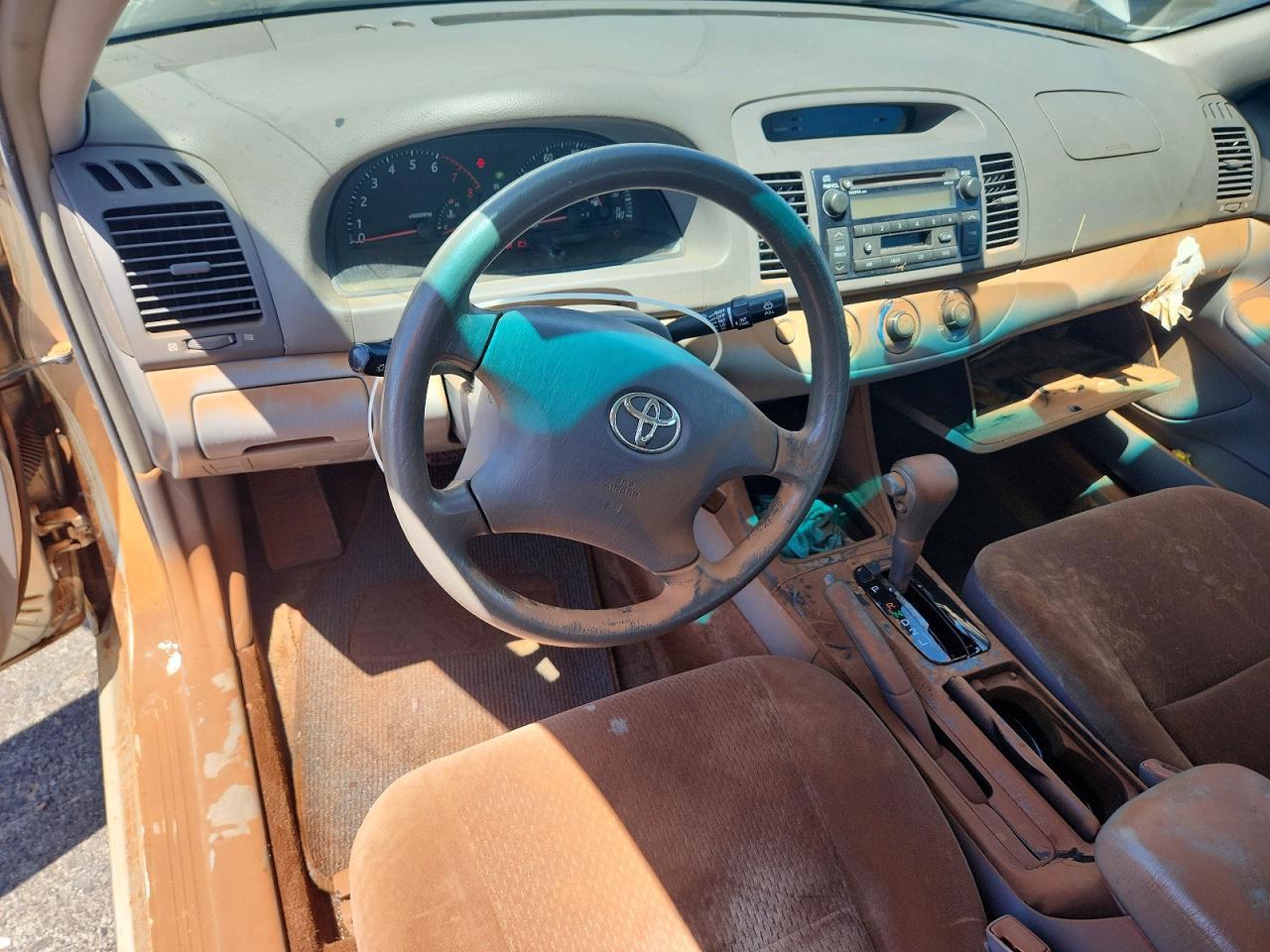 2003 Toyota Camry le