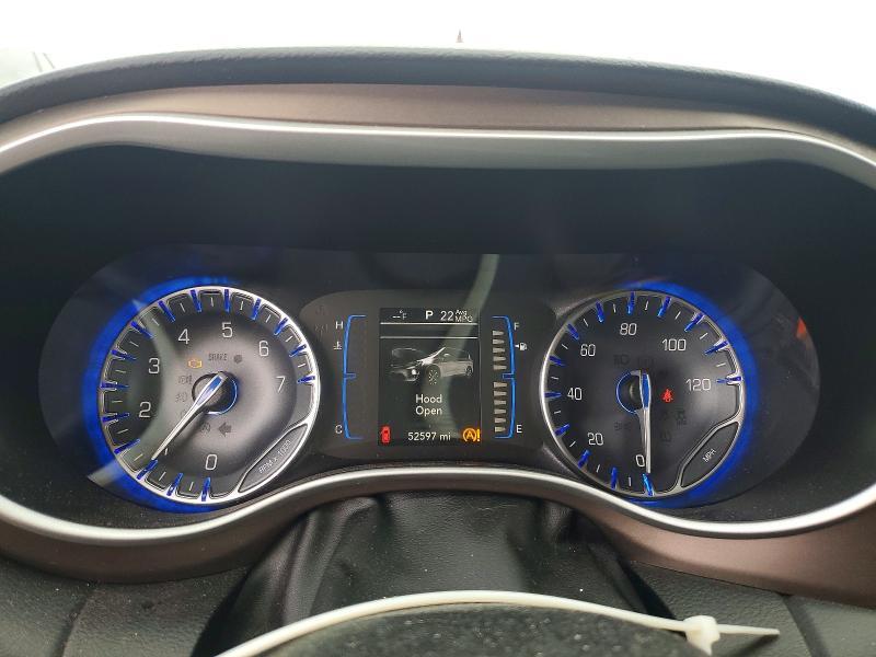 2017 Chrysler Pacifica Touring l