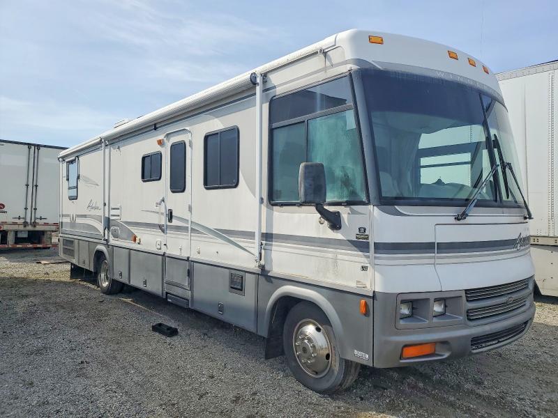 2000 Ford 2000 Adventure RV