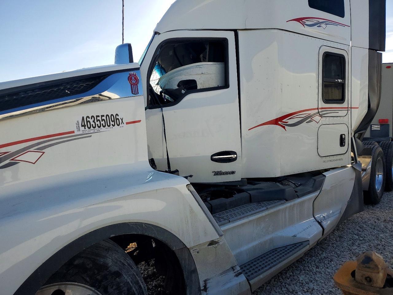 2023 Kenworth Construction T680