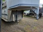 2003 Sundowner Valuelite Horse Trailer